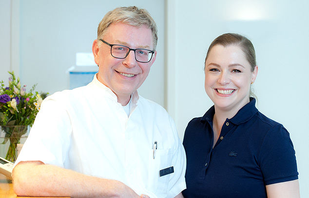 Roland Becker und Ann-Katrin Becker Der diagnostische und therapeutische Schwerpunkt der Orthopädie Bahnhof Blankenese liegt in der ganzheitlichen Orthopädie und der orthopädischen Schmerztherapie
